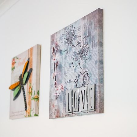 Floral Apartment Zára Kültér fotó