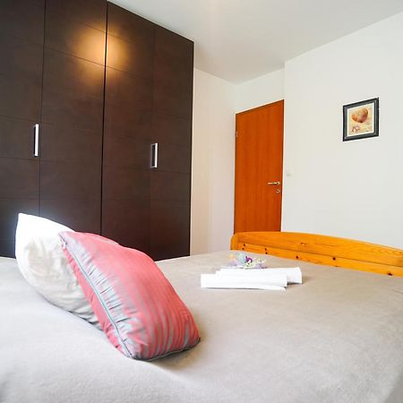 Floral Apartment Zára Kültér fotó