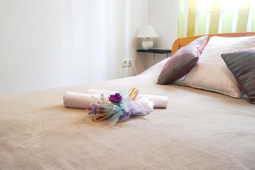 Floral Apartment Zára Kültér fotó